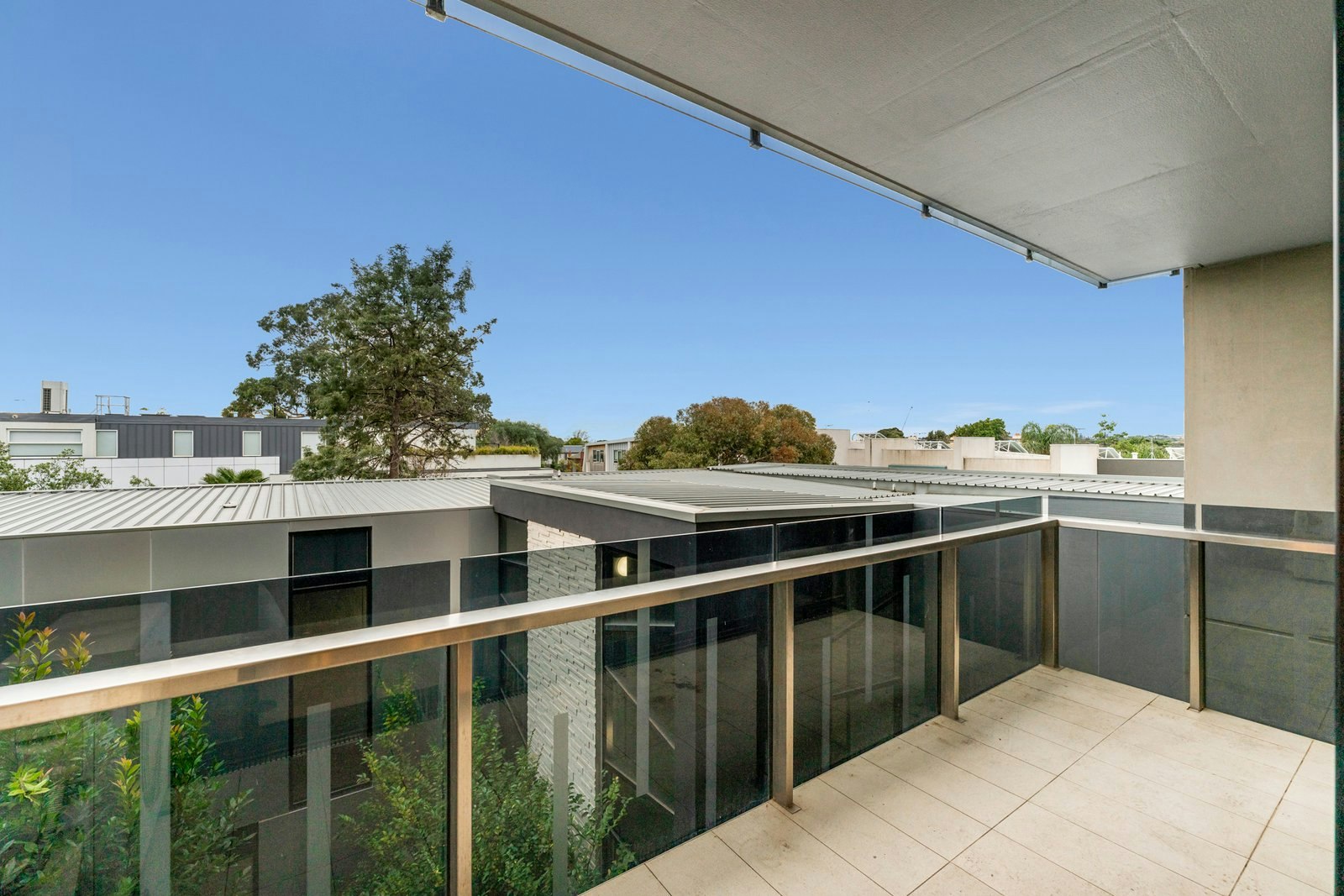 319/81 Riversdale Road, Hawthorn, 3122