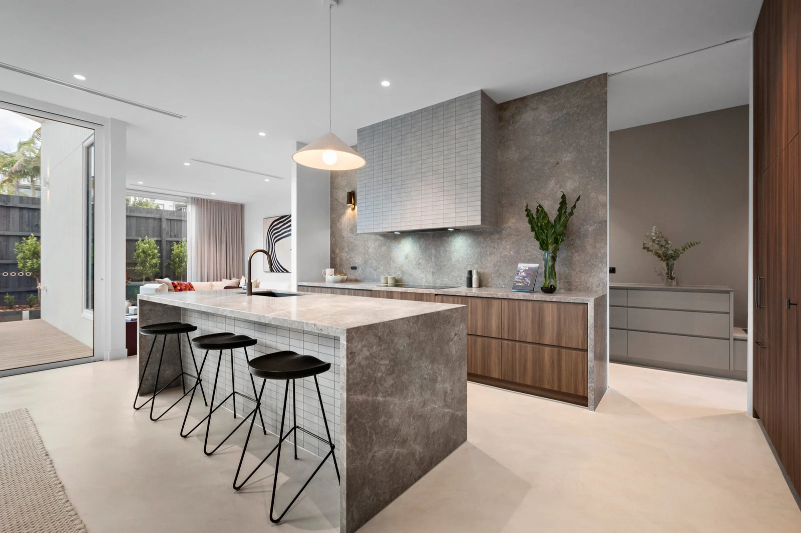 2 Wenden Grove, St Kilda East, 3183