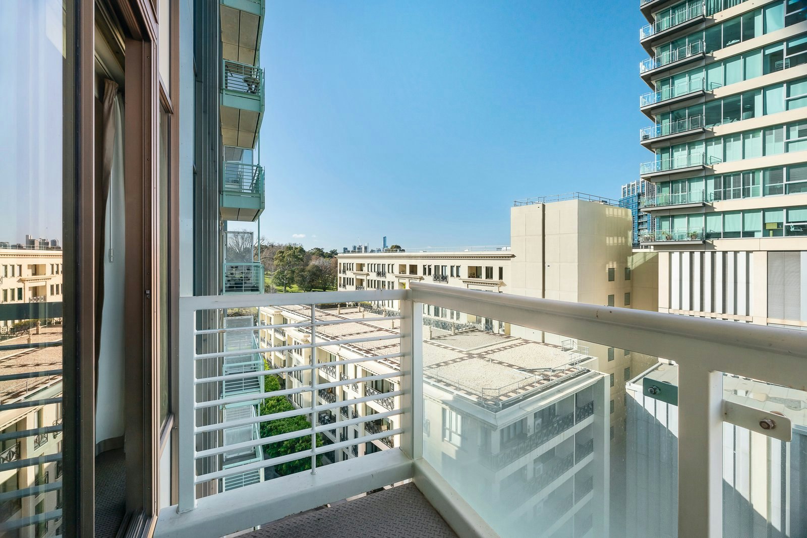 t607/348 St Kilda Road, Melbourne, 3004