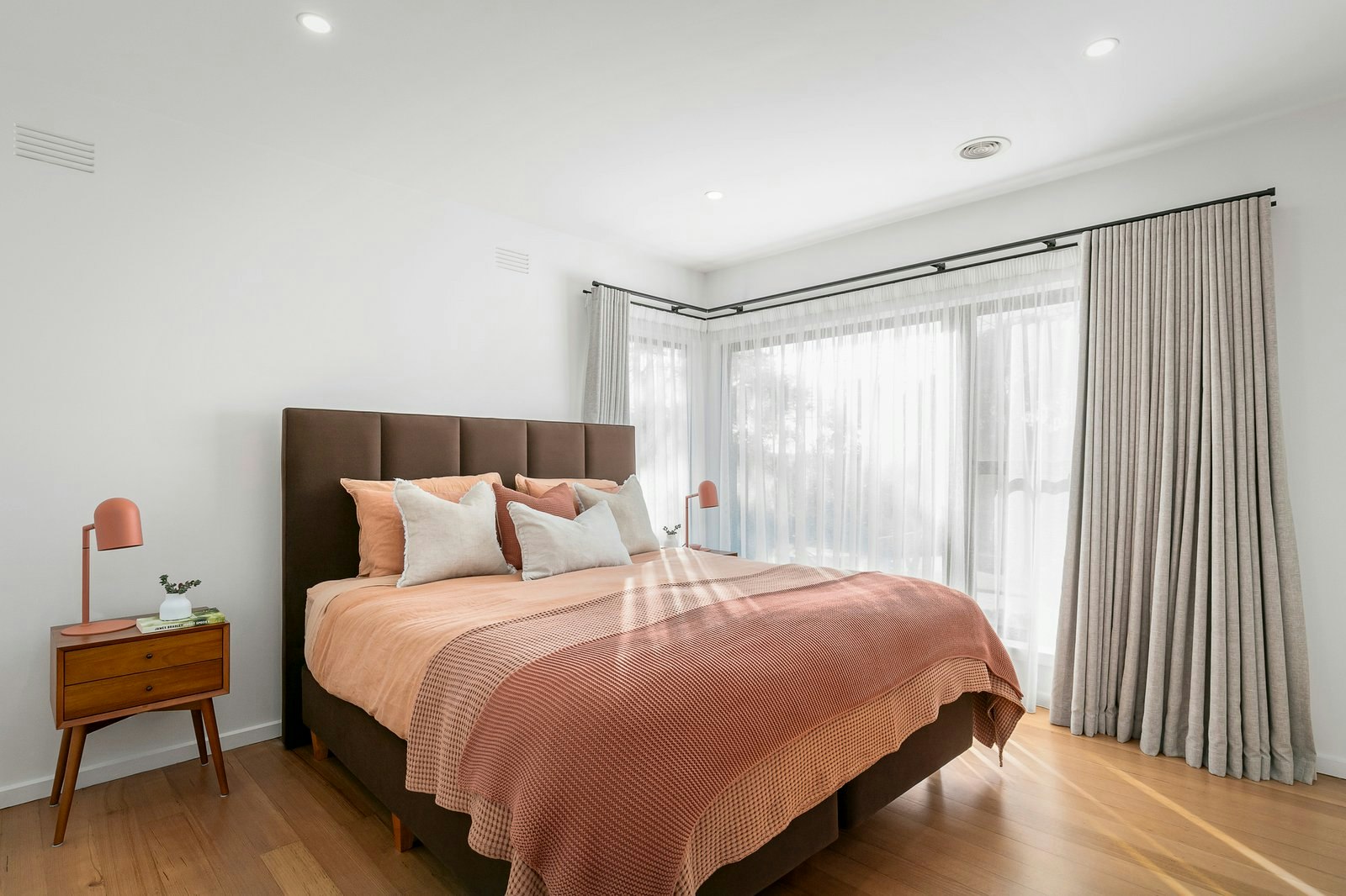 20 Viewpoint Road, Balwyn North, 3104