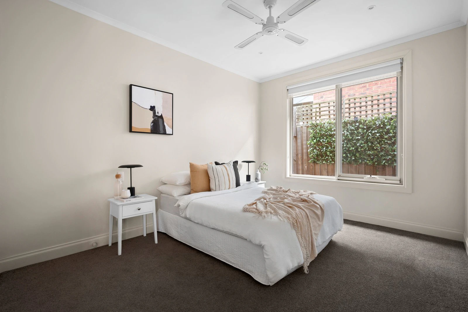 2/27 Orange Grove, Camberwell, 3124