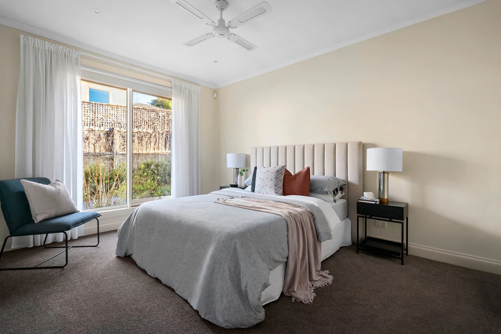2/27 Orange Grove, Camberwell, 3124