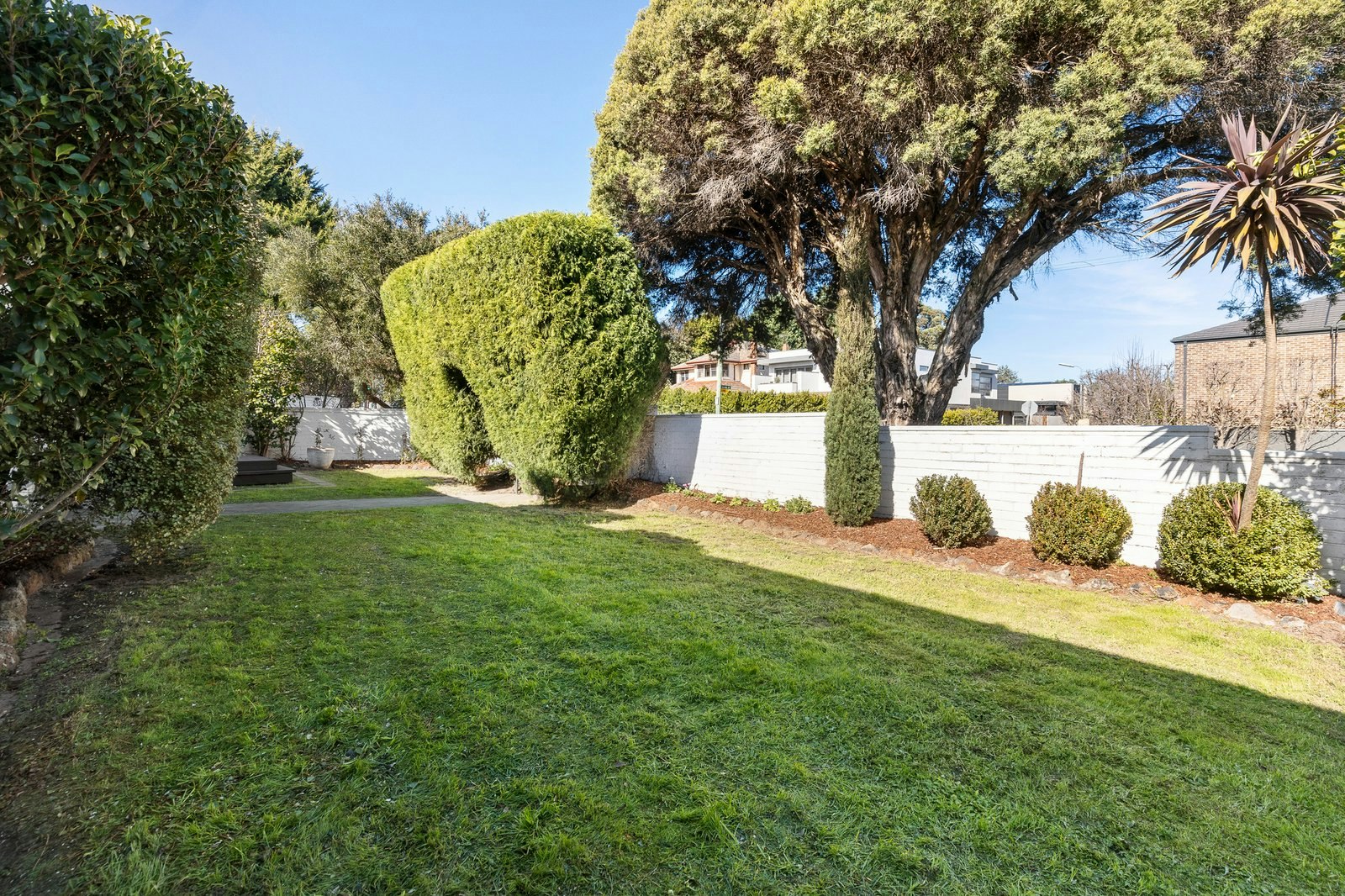 1/393 Barkers Road, Kew, 3101