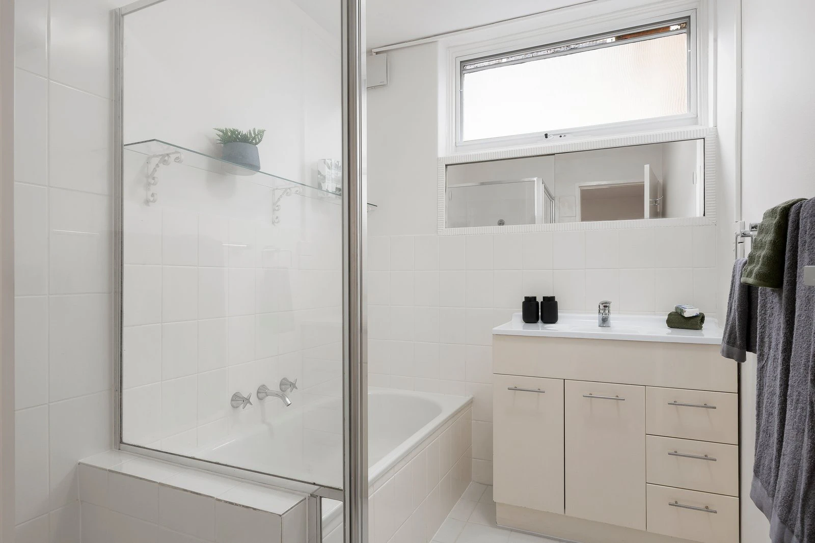 3/566 Glenferrie Road, Hawthorn, 3122