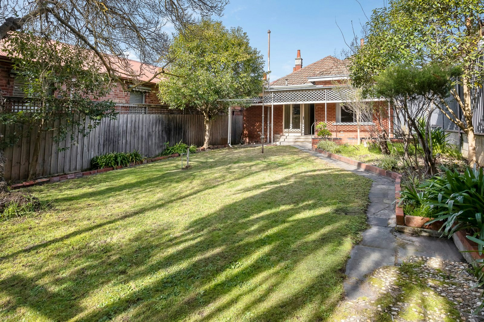 11 Warburton Road, Camberwell, 3124