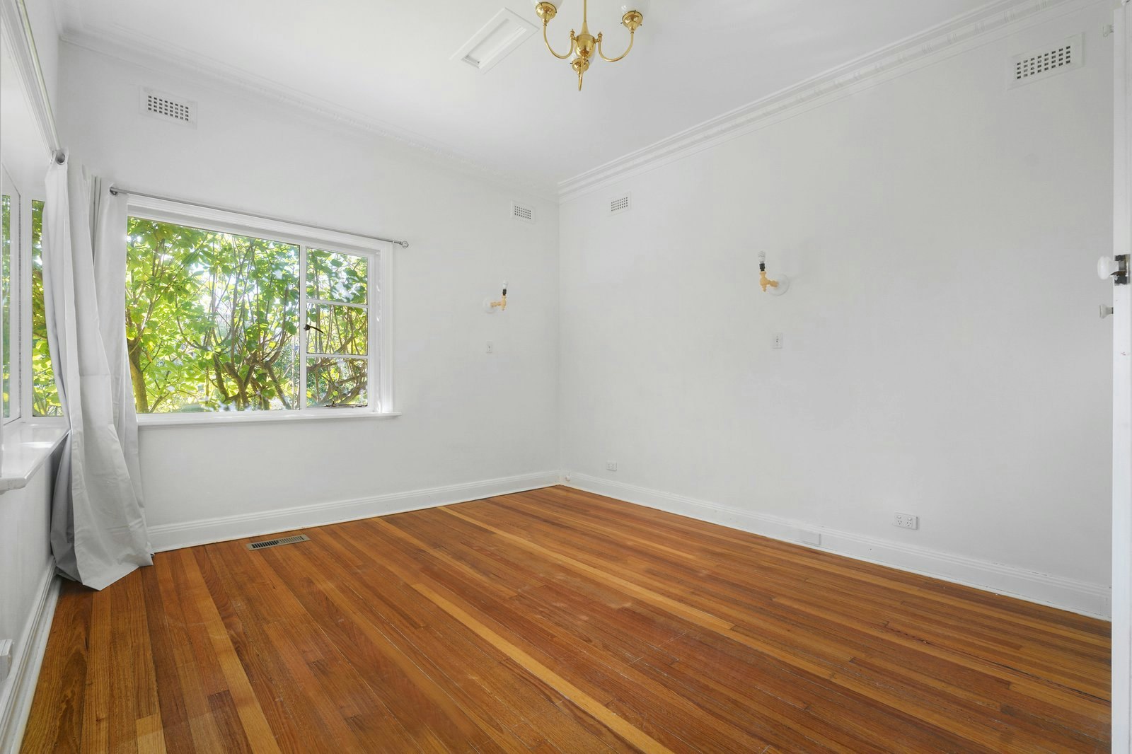 1316 Dandenong Road, Hughesdale, 3166