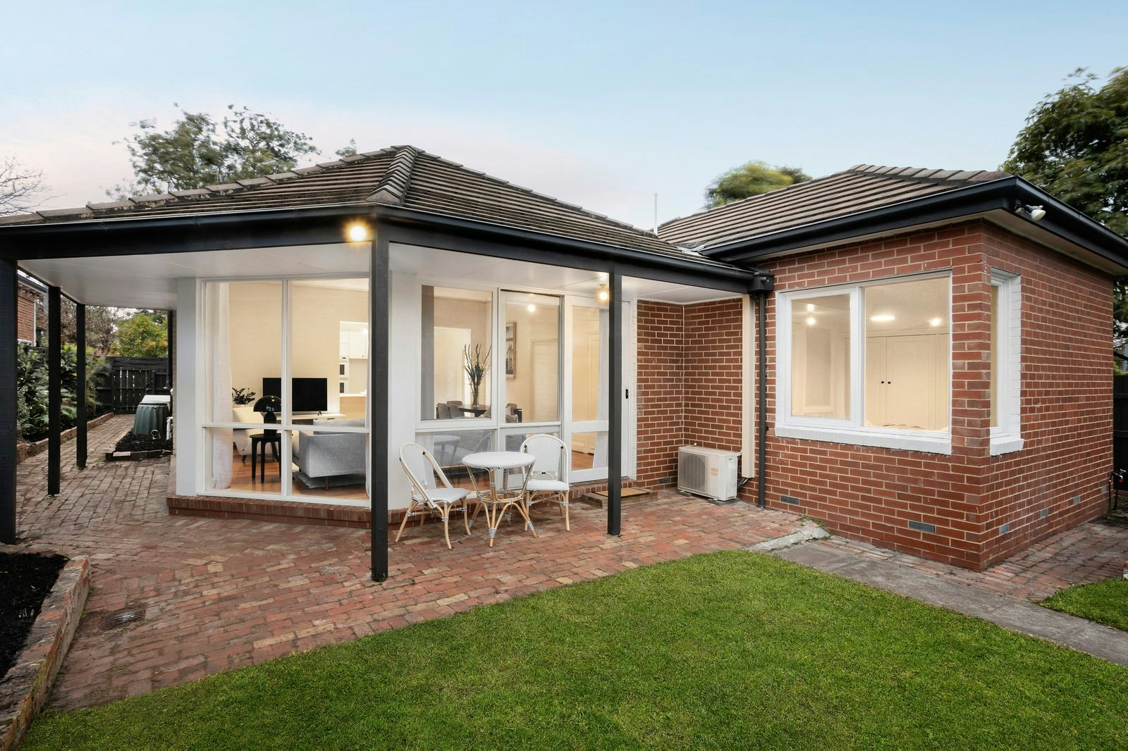 42 Malvern Grove, Caulfield North, 3161