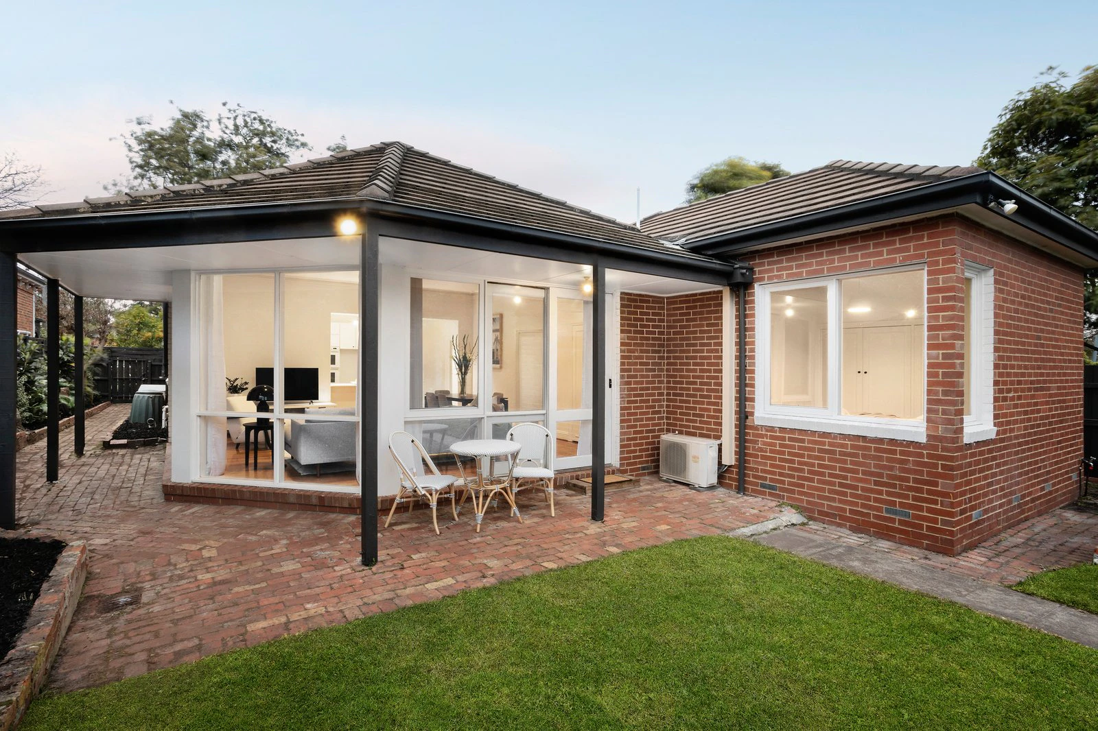 42 Malvern Grove, Caulfield North, 3161