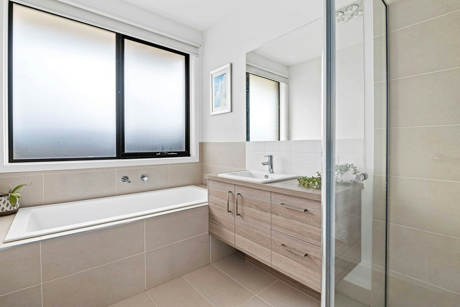 4/10 Van Ness Avenue, Mornington, 3931