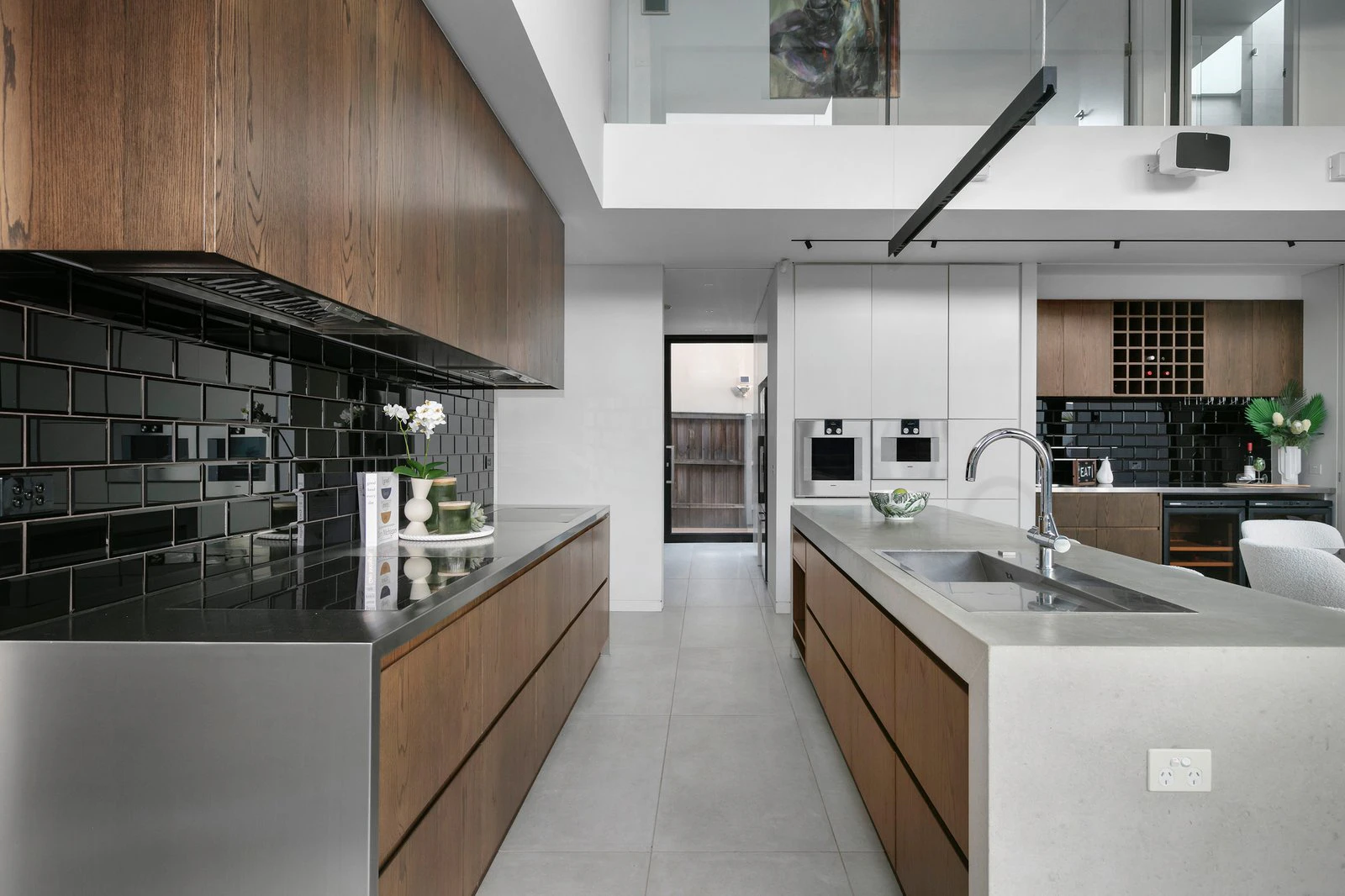 7 Daniel Court, Hawthorn East, 3123
