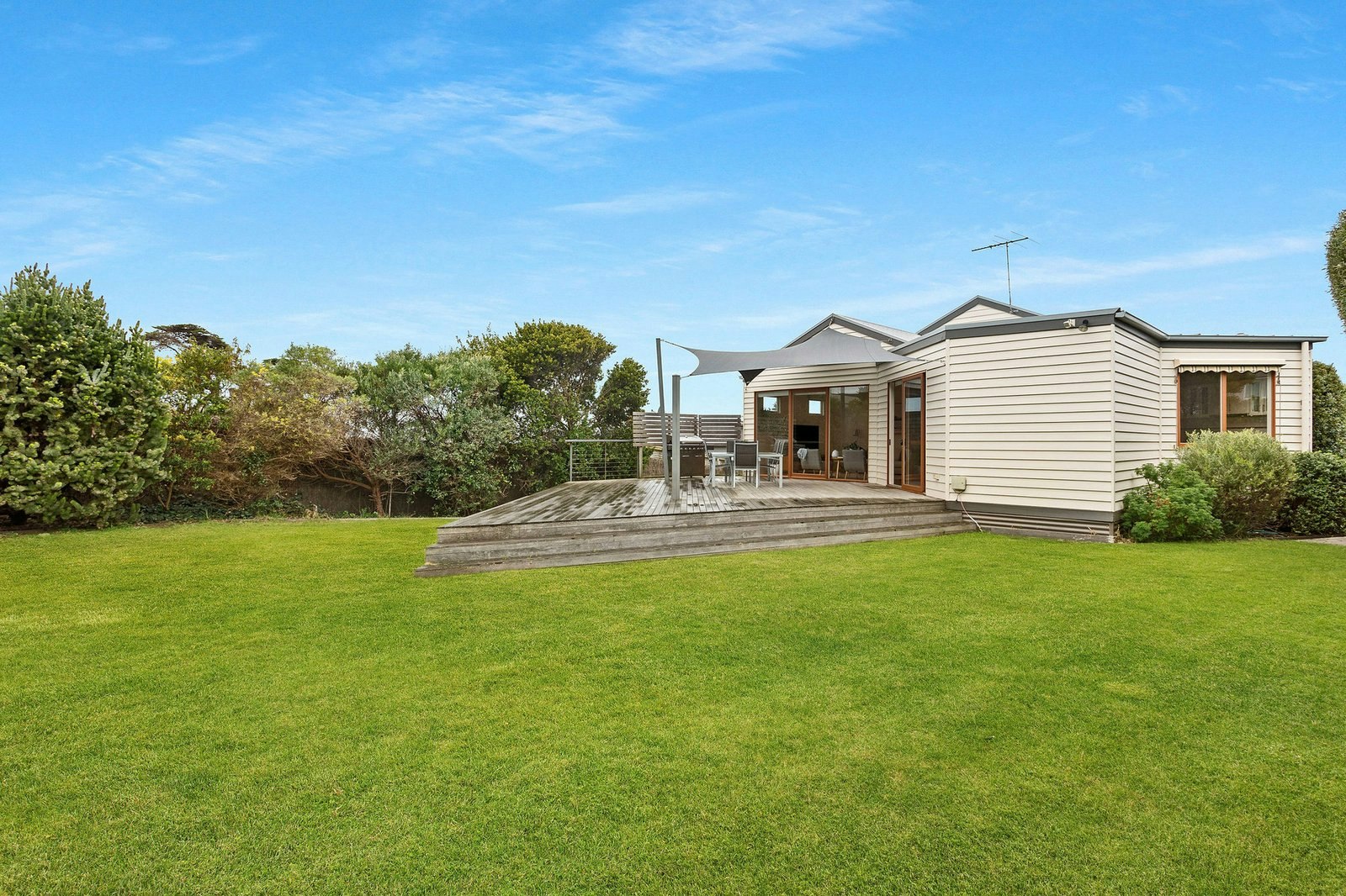 24 Shirley Avenue, Sorrento, 3943
