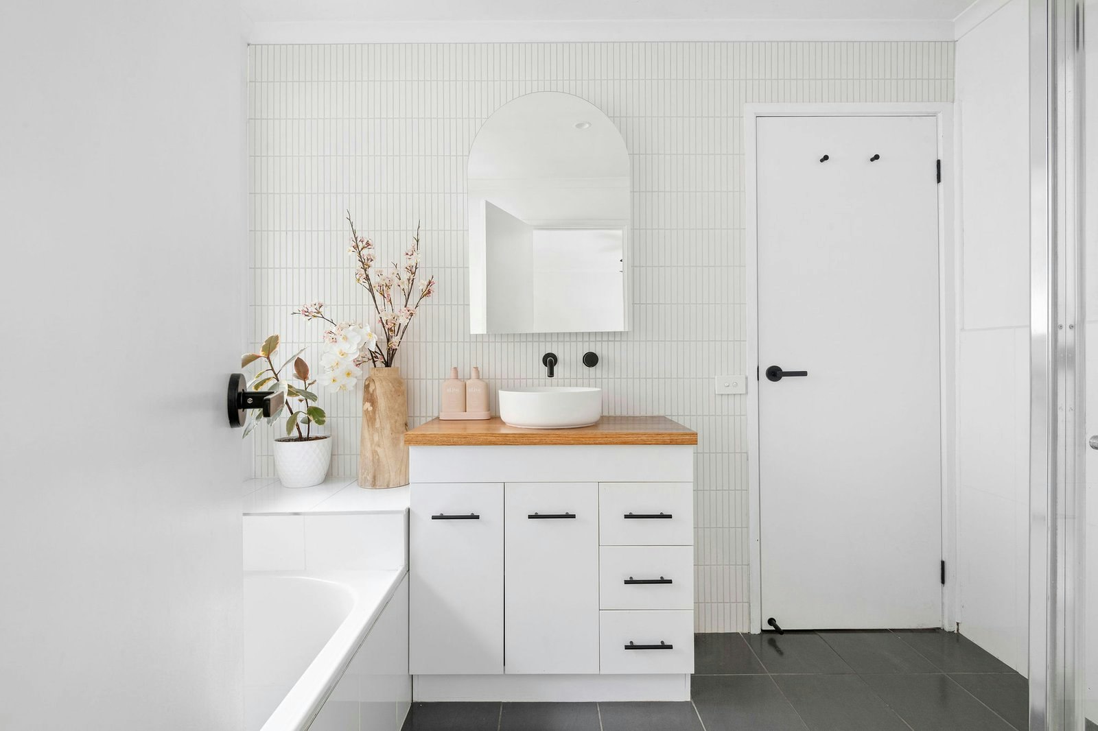 2/48 Frankston - Flinders Road, Frankston, 3199