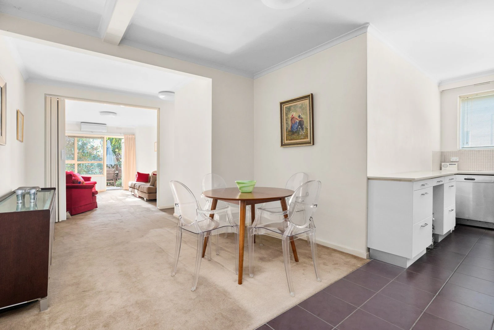 3/8 Commercial Road, Mentone, 3194