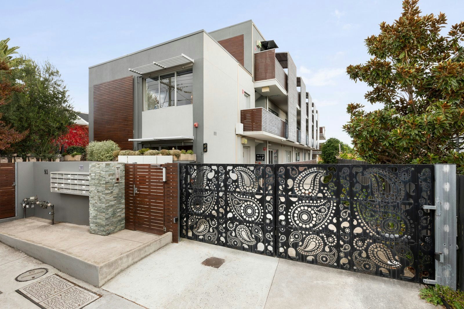 gate