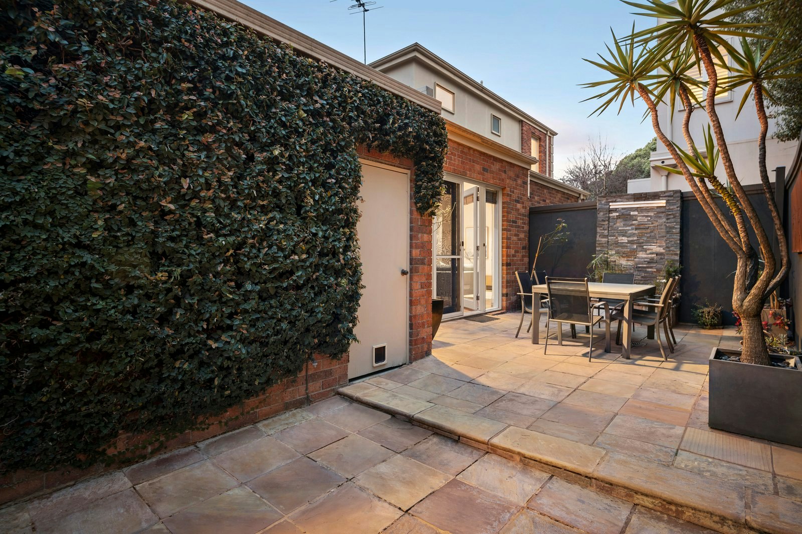 1/16 Montclair Avenue, Brighton, 3186