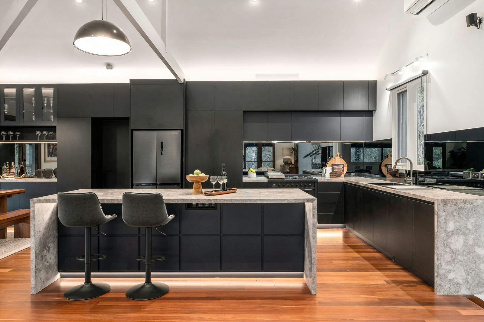 7 Villanova Court, Park Orchards, 3114