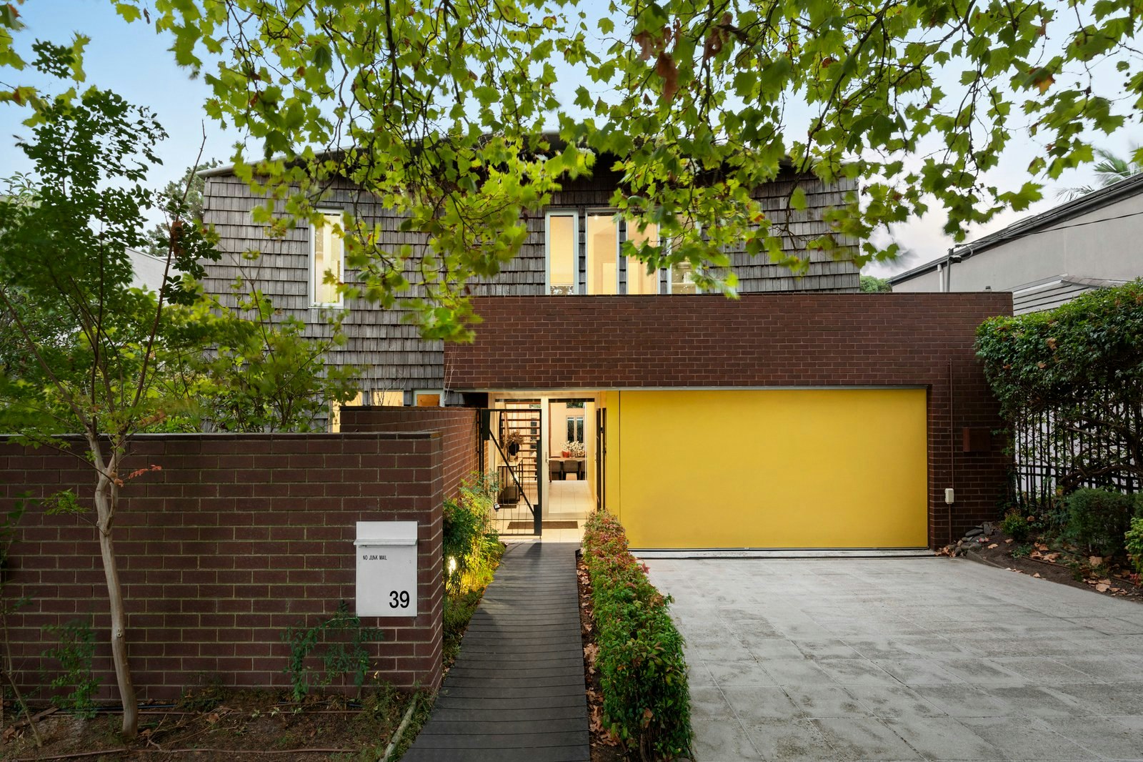 garage