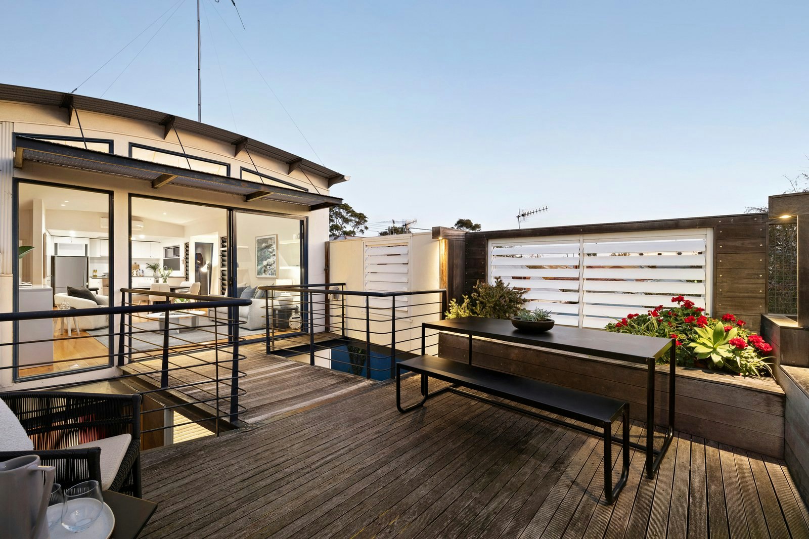 balcony