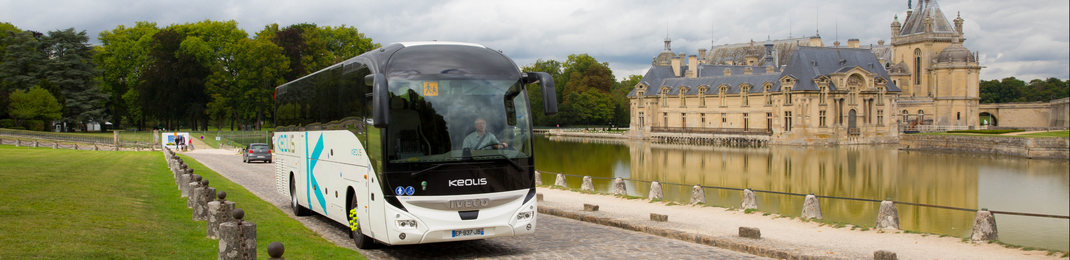 Location de midicars et autocars CONFORT avec chauffeur (crédit Keolis Oise)