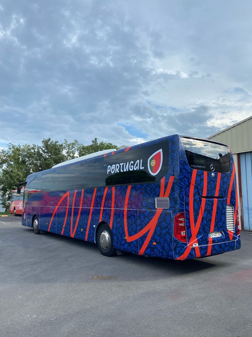 People with mask on a bus
