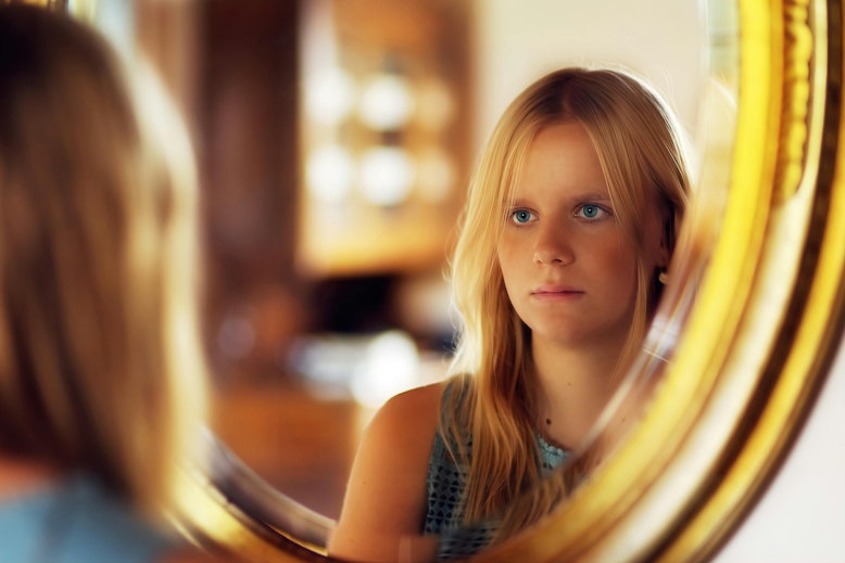 an image of My teenage daughter has zero confidence article
