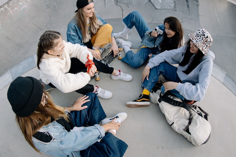 an image of My daughter is hanging out with the wrong crowd article