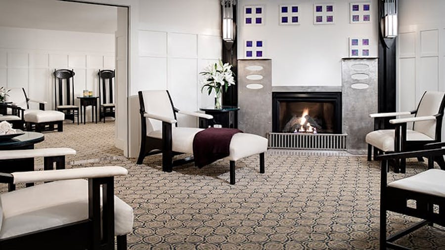 Lounge area at The Lodge Torrey Pines