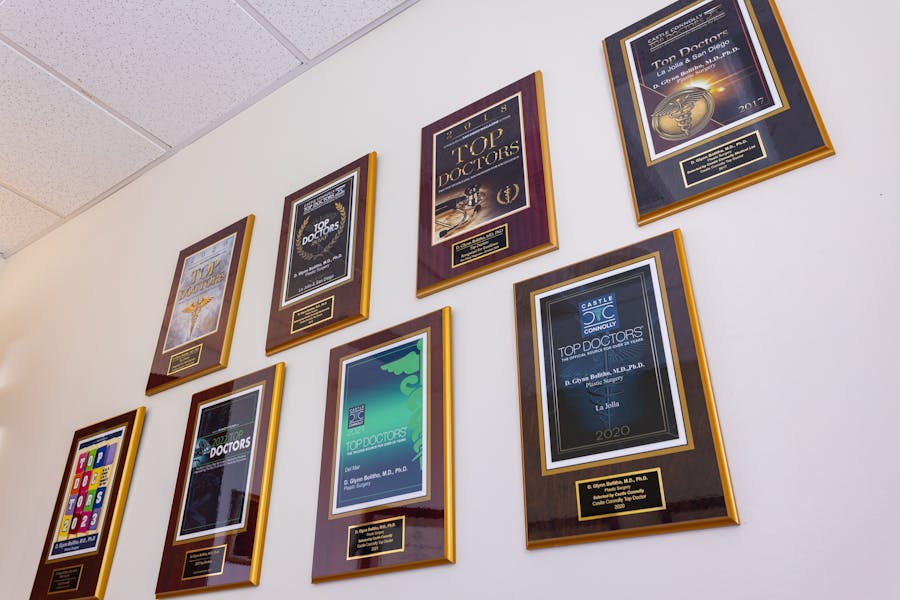Top Doctor awards Dr. Glynn Bolitho