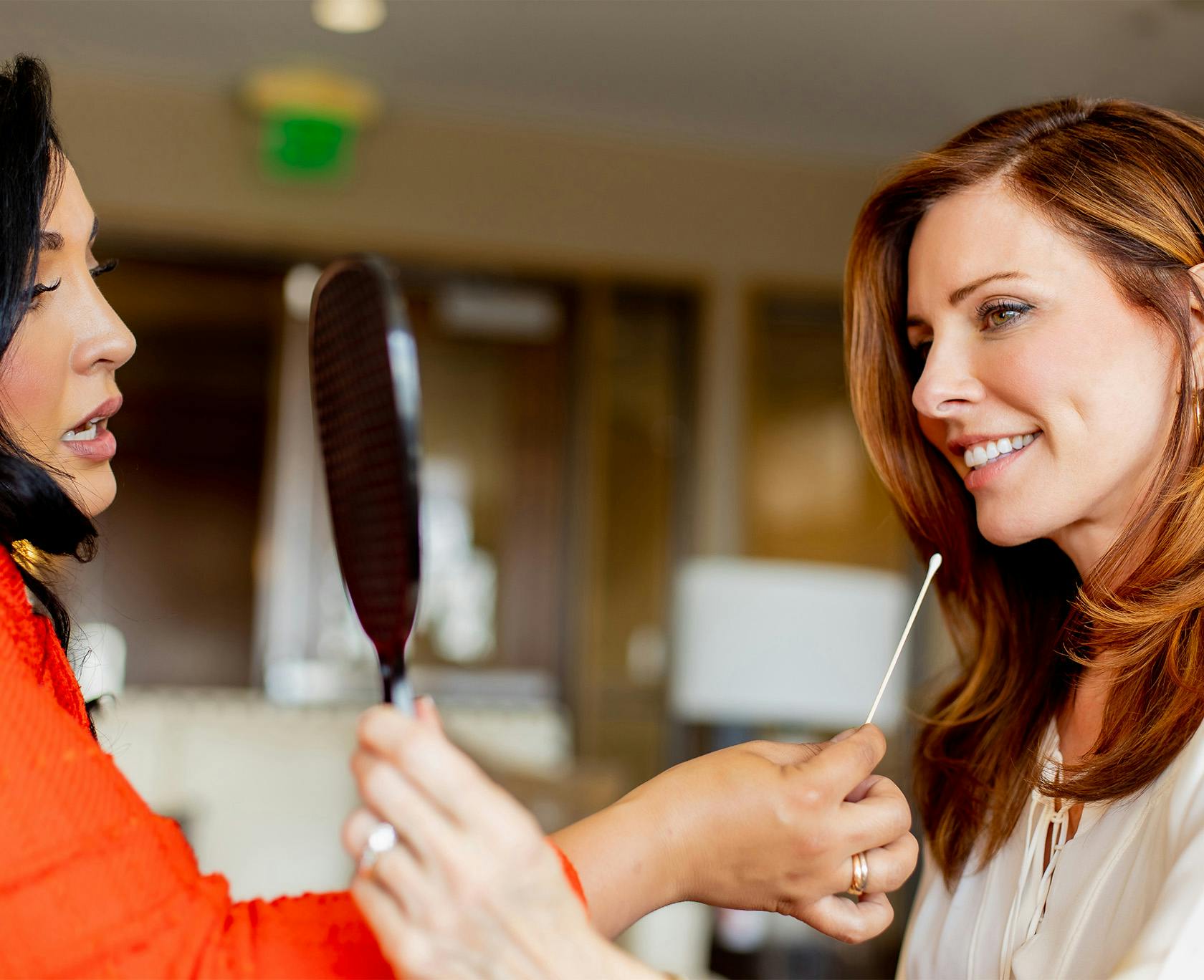 Dr. Lily Daniali with Lavie Institute talking with patient