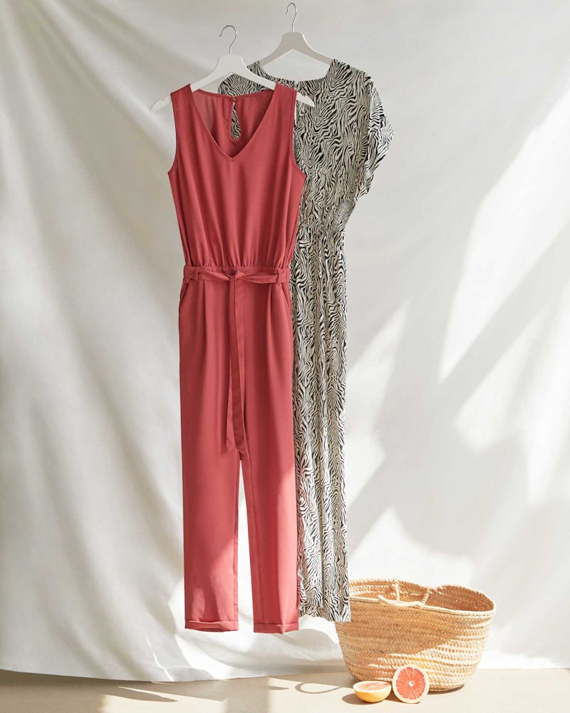 Spring Chic: The Ultimate Guide to Styling Ladies' Jumpsuits in South Africa - Care and Maintenance Tips for Jumpsuits