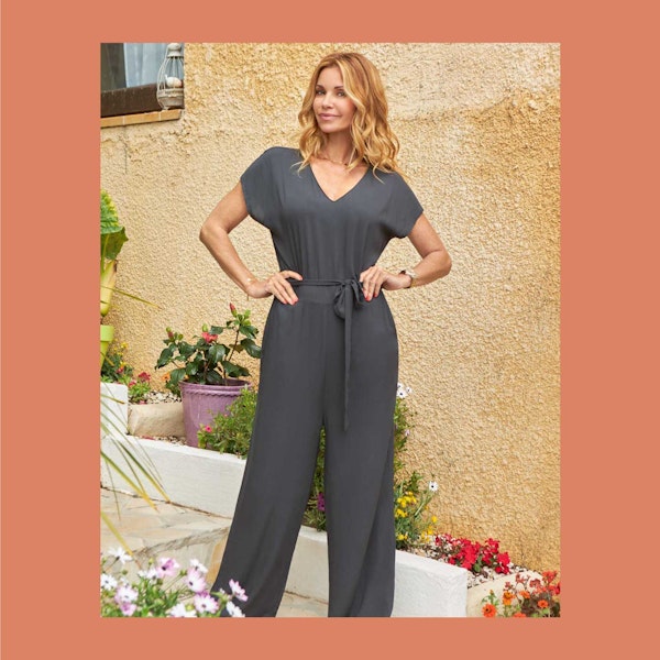 Learn how to wear jumpsuits playsuits and dungarees