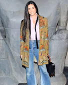 A Style Guide for Inverted Triangle Body Shapes