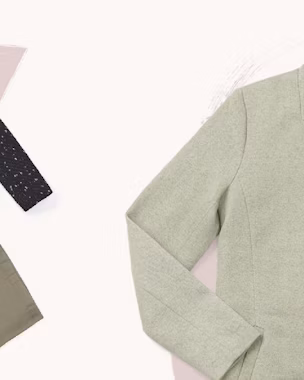 1 basique, 2 looks avec un col roulé noir