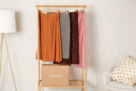 La falda midi con la que arrasarás este otoño, será alguna de estas 5