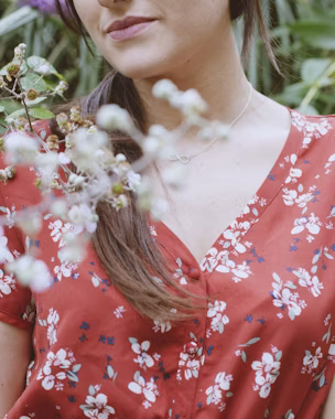 Vestido rojo de estampado floral
