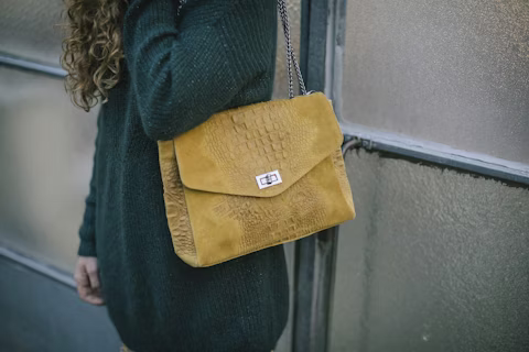 DIFERENCIA ENTRE COMPLEMENTO Y ACCESORIO