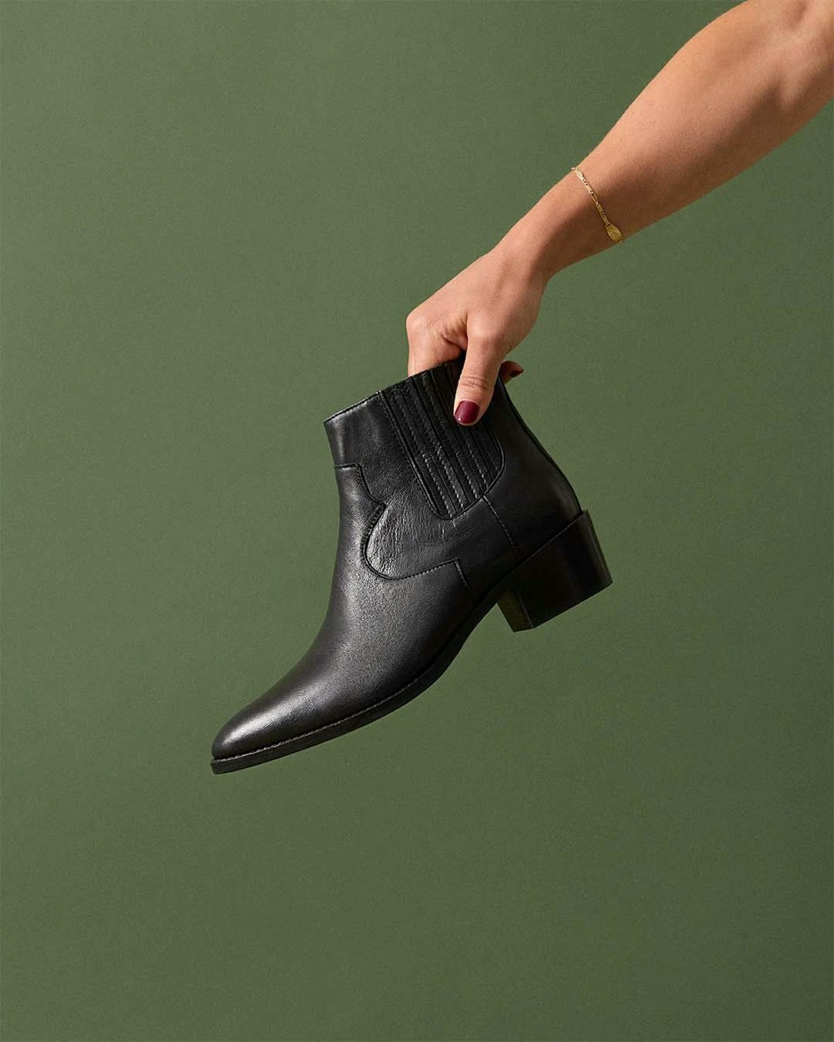 Boots & ankle boots: a stylish guide - Looki - Lookiero blog