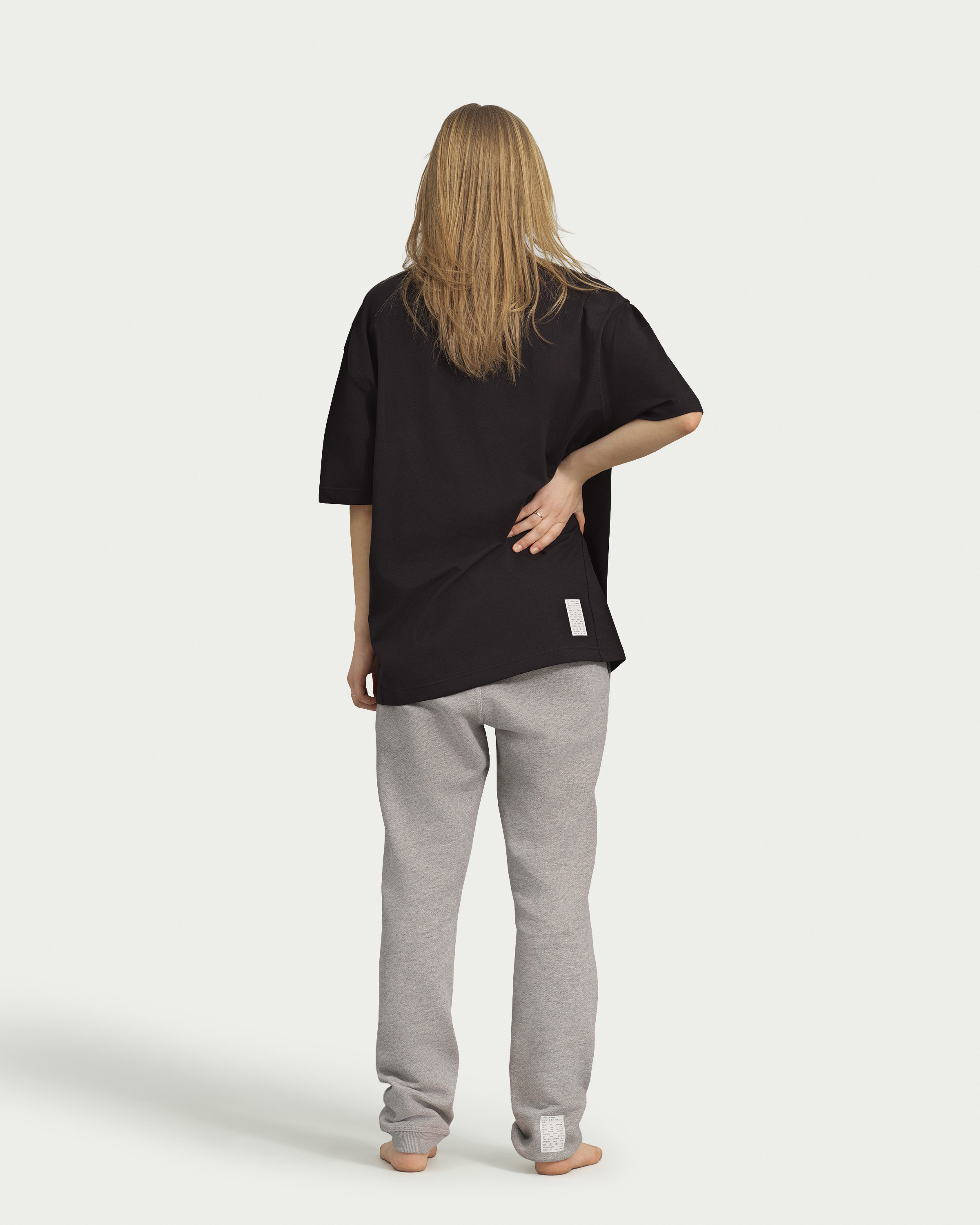 oversized_tshirt_from_back