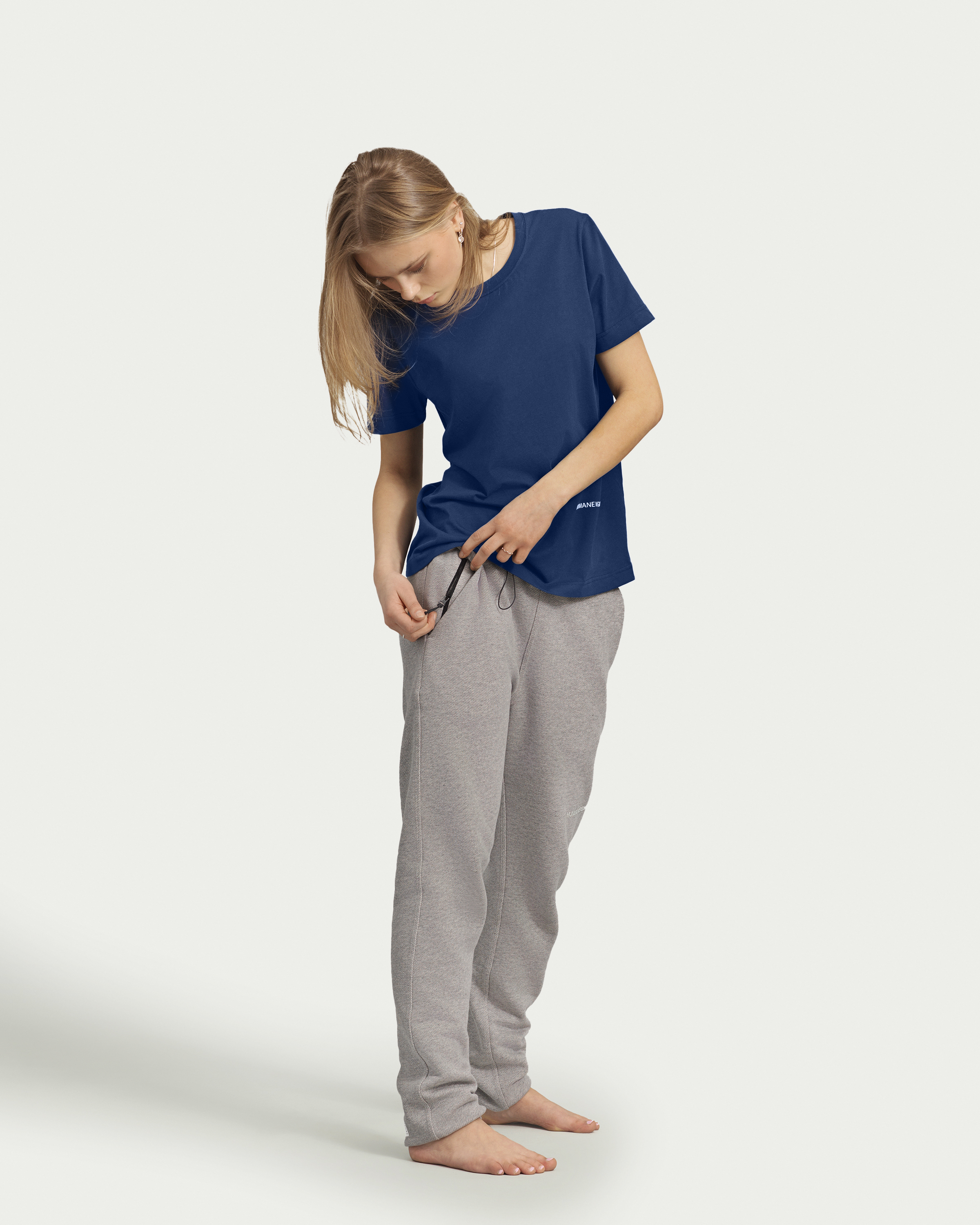 fitted_tshirt_outfit