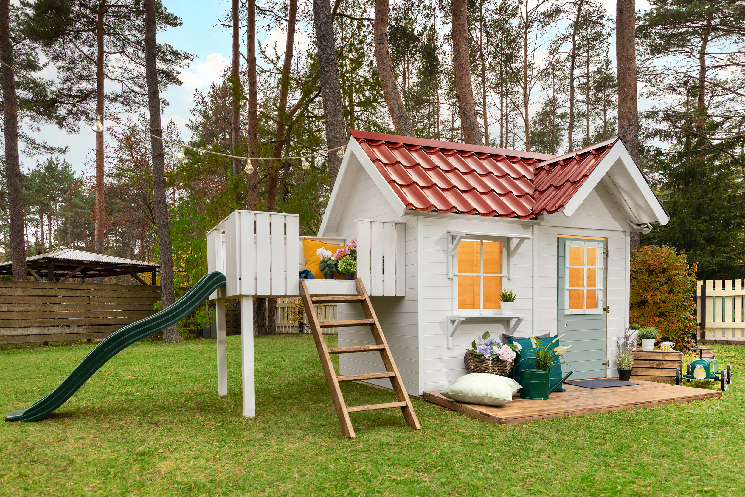 Outdoor playhouse kit 2025