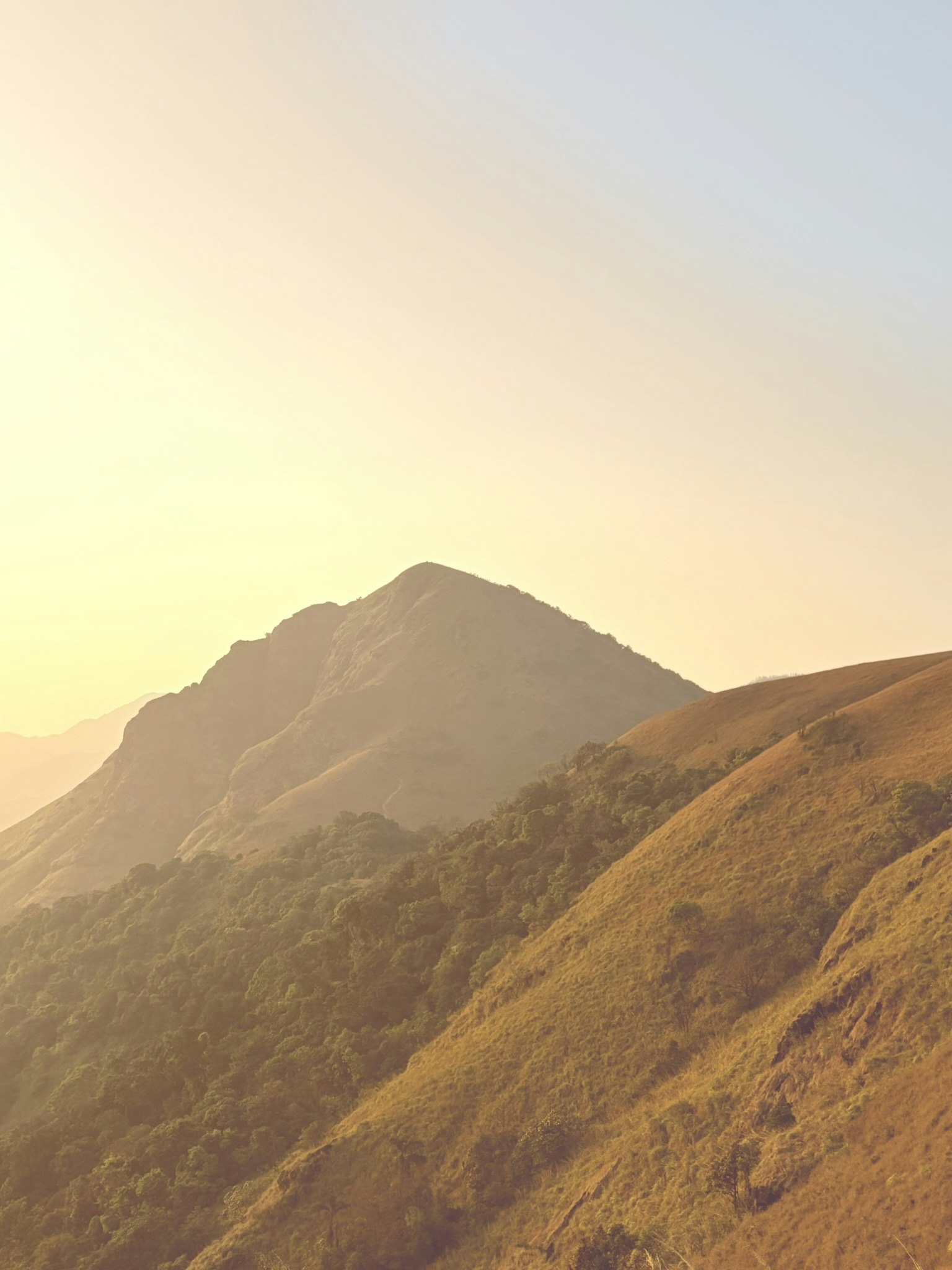 sunset, hill, ISO 52, f1.6, 1/2012s