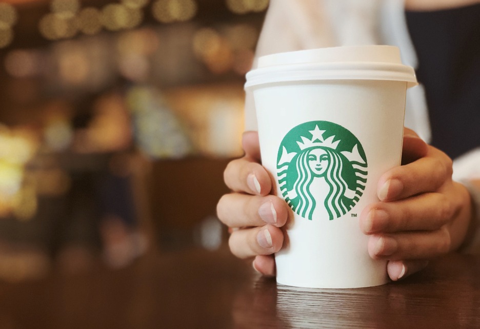 The 8 Best Drinks To Get At Starbucks If You're On A Diet Evie Magazine