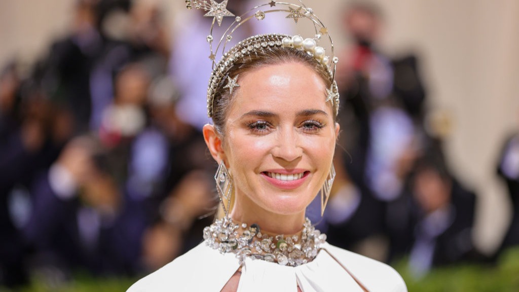 Emily Blunt Explains Why A "Strong Female Lead" Is Boring And "The