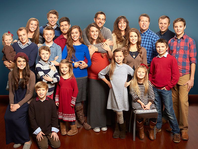 The Duggar Family Popularized Blanket Training, But What Is It And Why Is It So Problematic