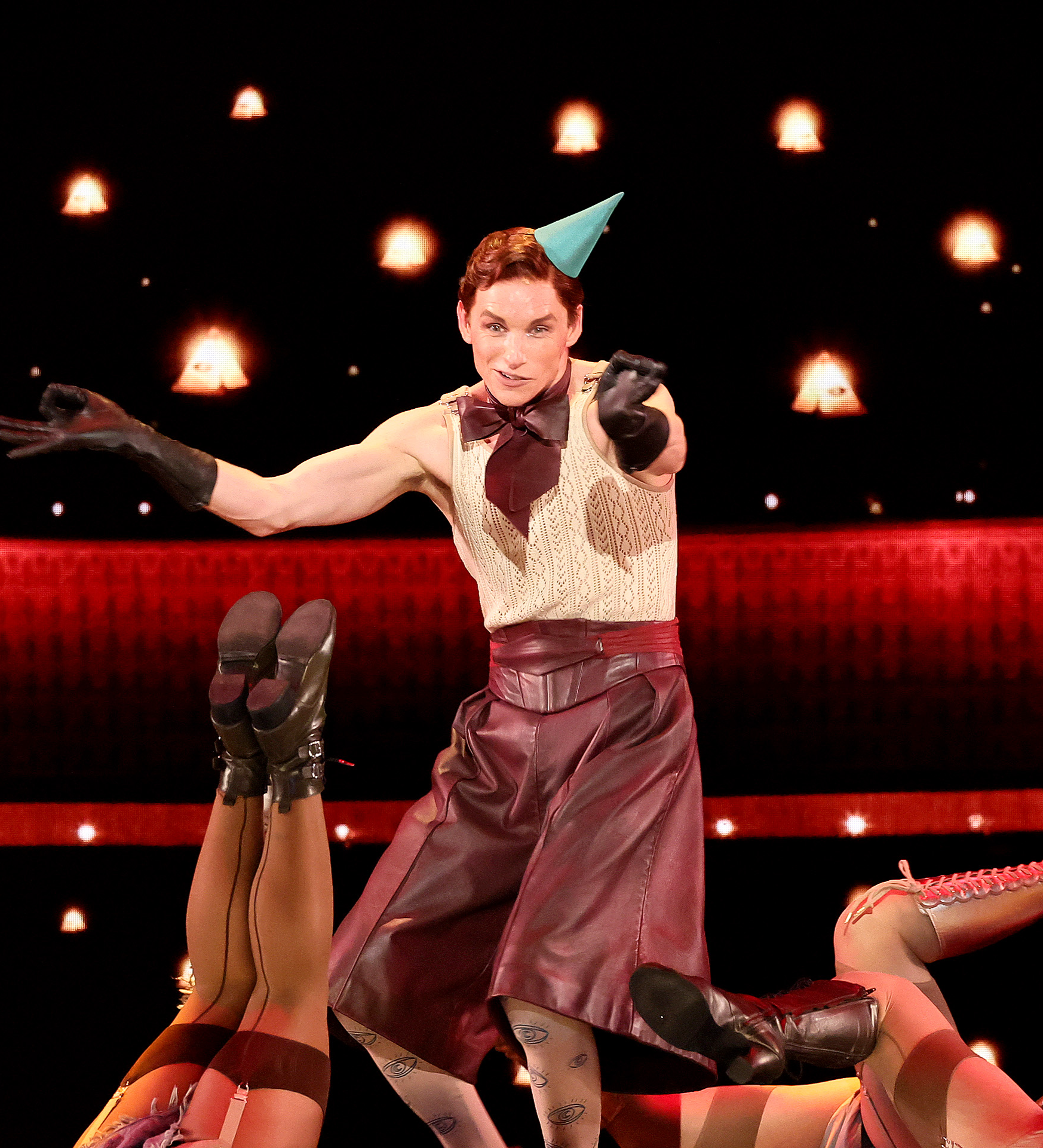 Eddie Redmayne's "Cabaret" Performance At The Tonys Is Creeping People Out  | Evie Magazine