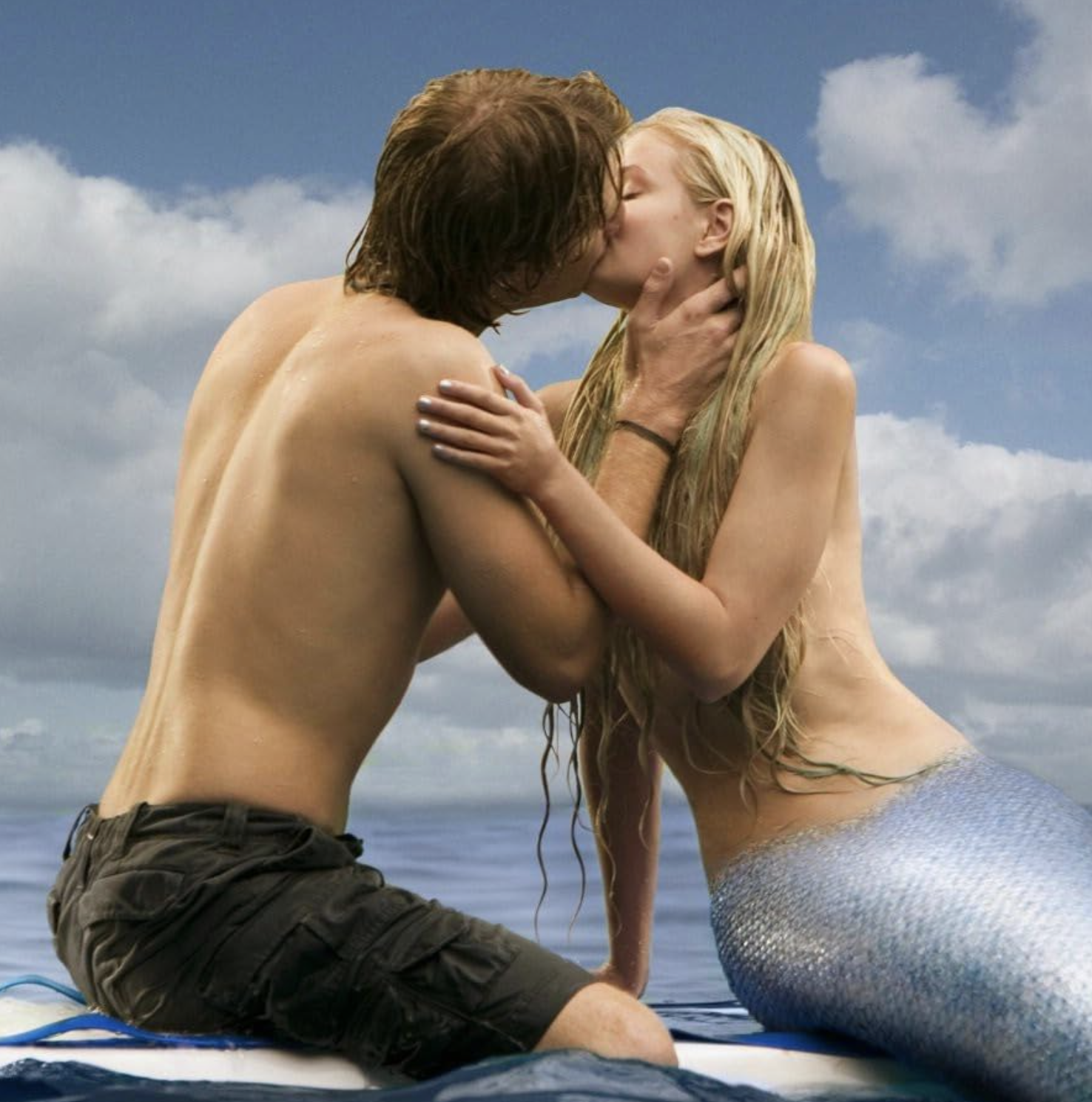 Zac Efron's reply when asked what Vanessa Hudgens and Ashley Tisdale will  be like as moms leaves fans with 'teary eyes', image size:1476x1490