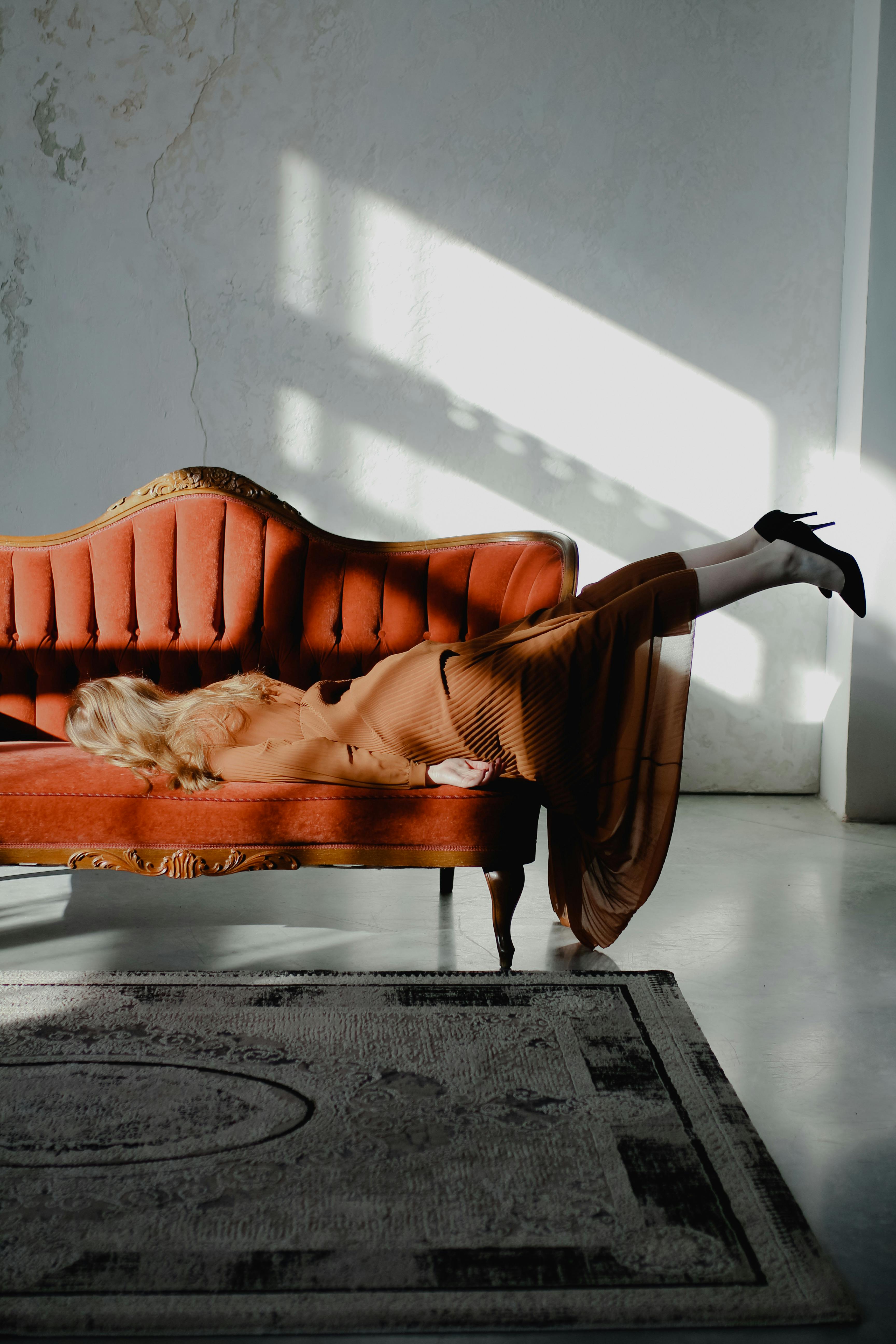 Ask Alison: How To Handle 6 Awkward Situations With Grace (And Zero Panic)