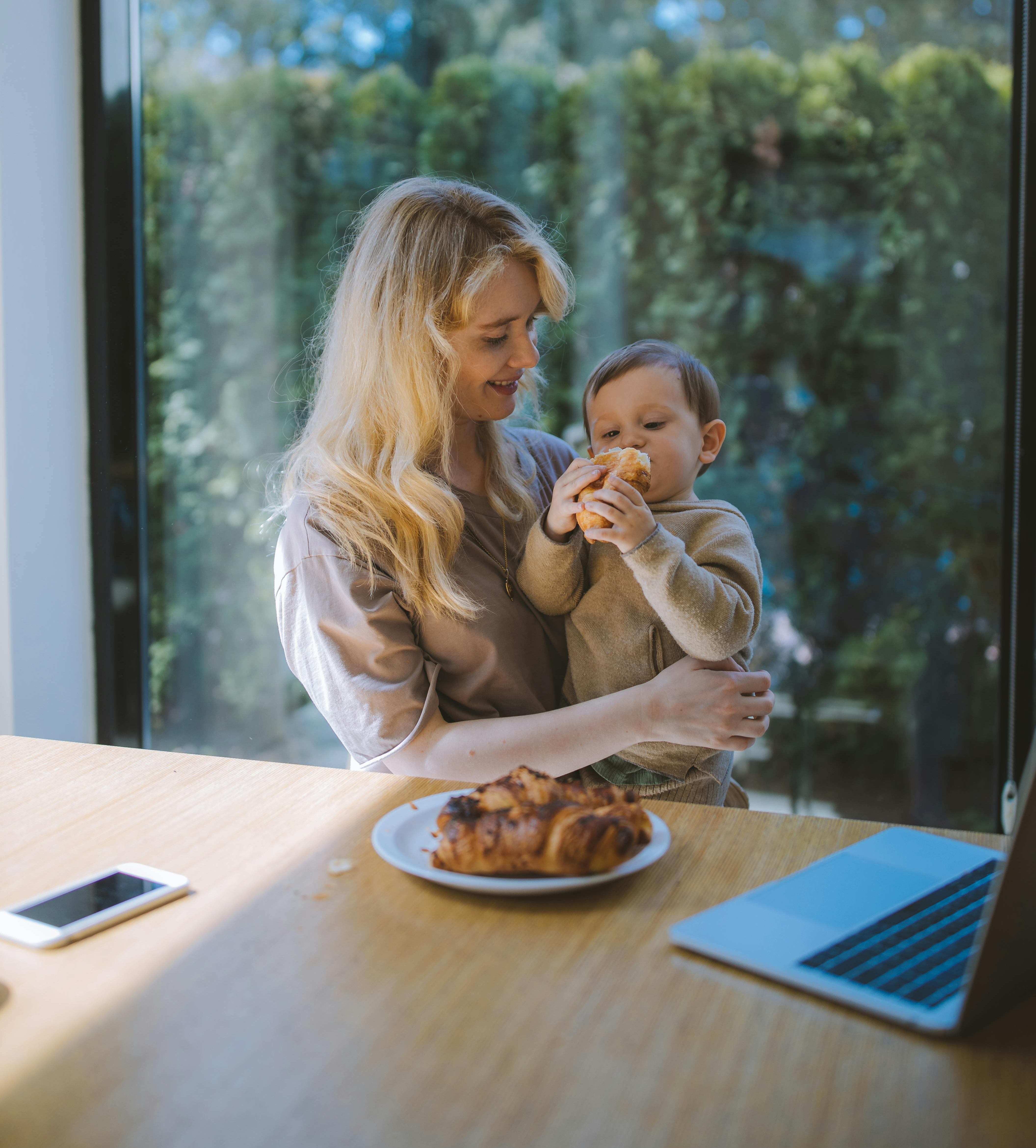 I’m A Homeschooling Mom Of 15 And This Is How I Built A Company From My Kitchen