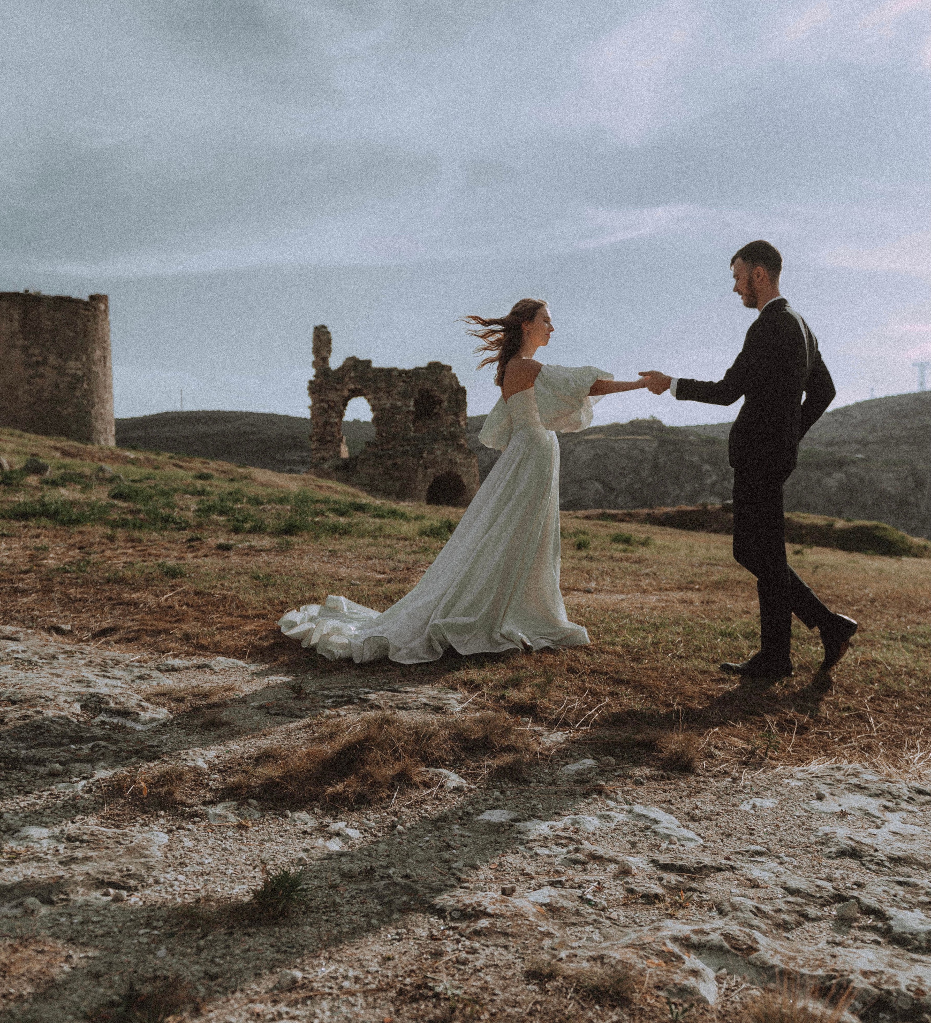 Is Romantasy Destroying Our Ability to Find The One?