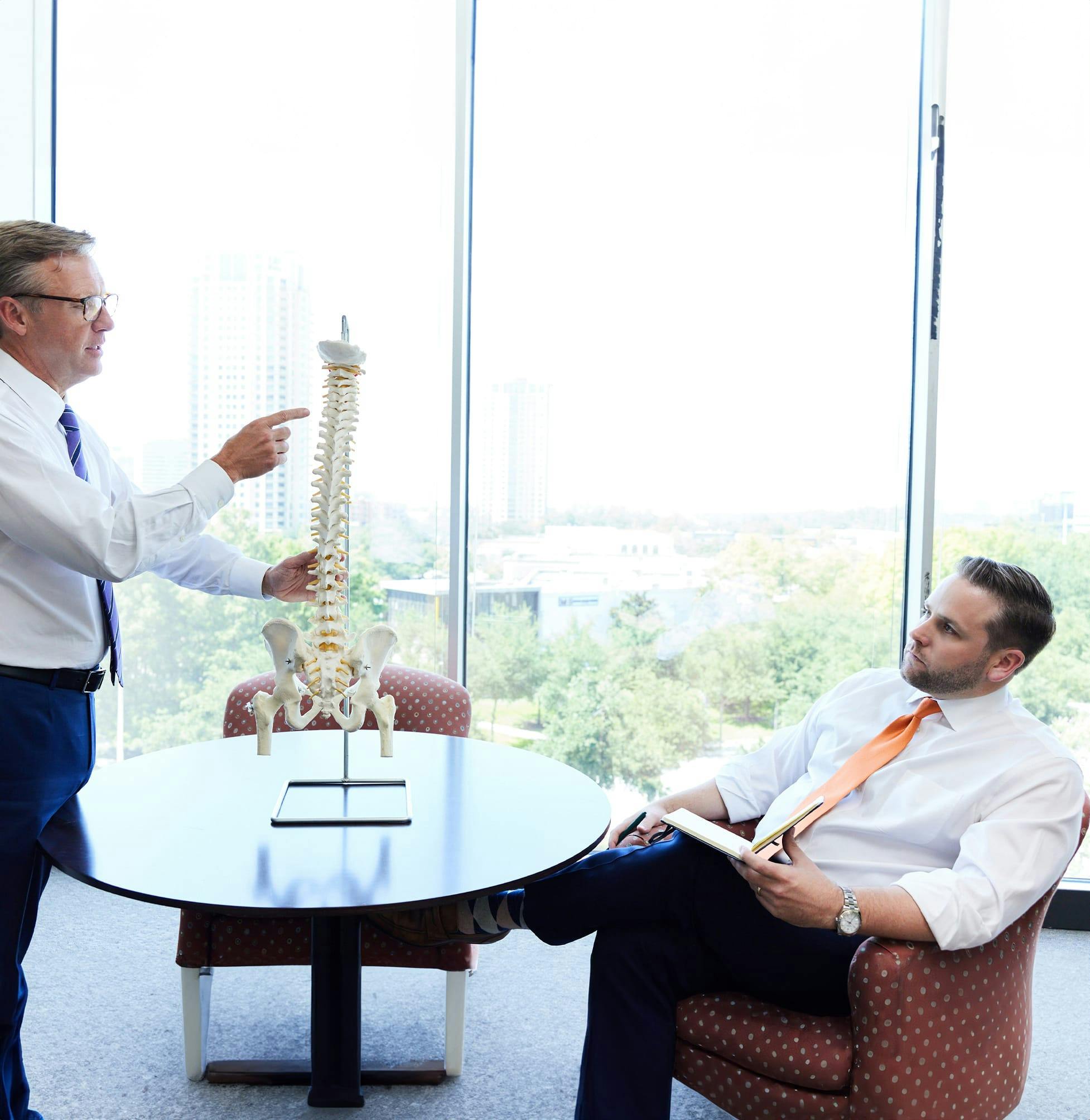 Perdue & Kidd discussing a spinal injury